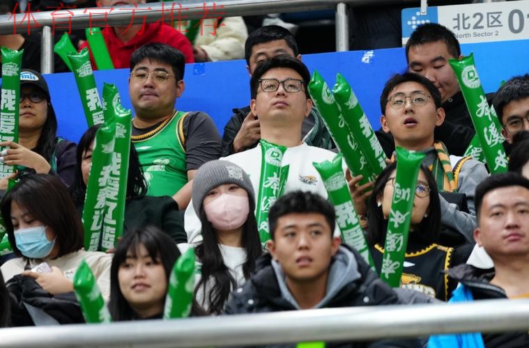 胜广厦发布会!谦逊回应赢球,直指斗志弥补不足,亲承示爱球迷! 胜广厦发布会!谦逊回应赢球,直指斗志弥补不足,亲承示爱球迷!