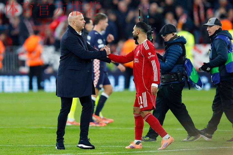 联手做掉主帅?利物浦3核心失误送3球 队长排球动作送点+头牌散步 联手做掉主帅?利物浦3核心失误送3球 队长排球动作送点+头牌散步